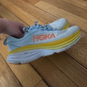 Bondi 8 Hokas Size 10 Wide, blue and yellow great condition